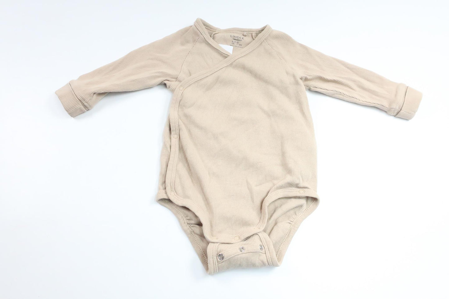 Ribbet slå-om-body fra Lindex - Størrelse 62 - Beige