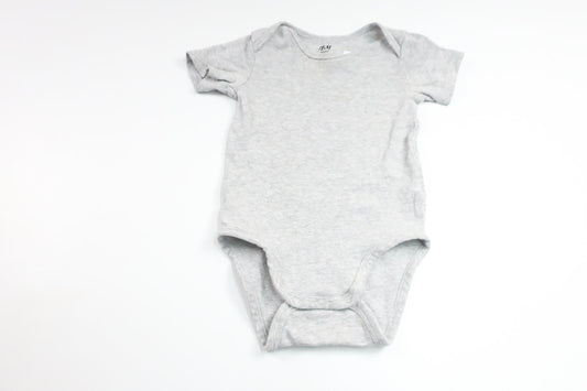 Bodysuit fra H&M - Størrelse 68 - Grå