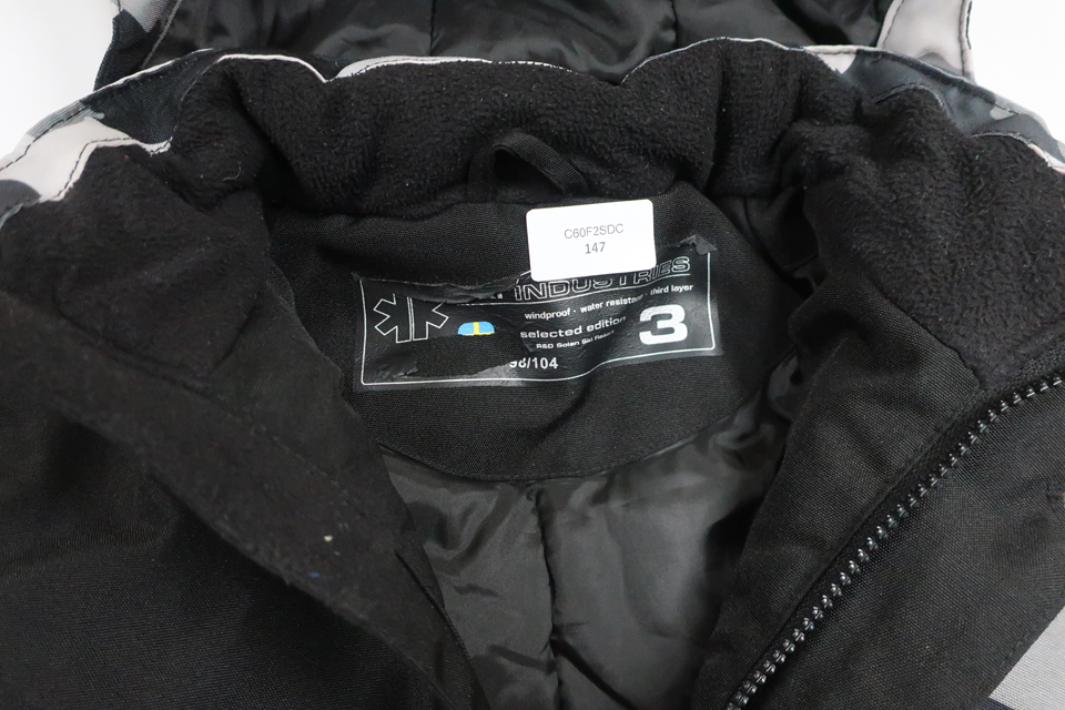 Jakke fra Ski Industries - Størrelse 98/104 - Grå