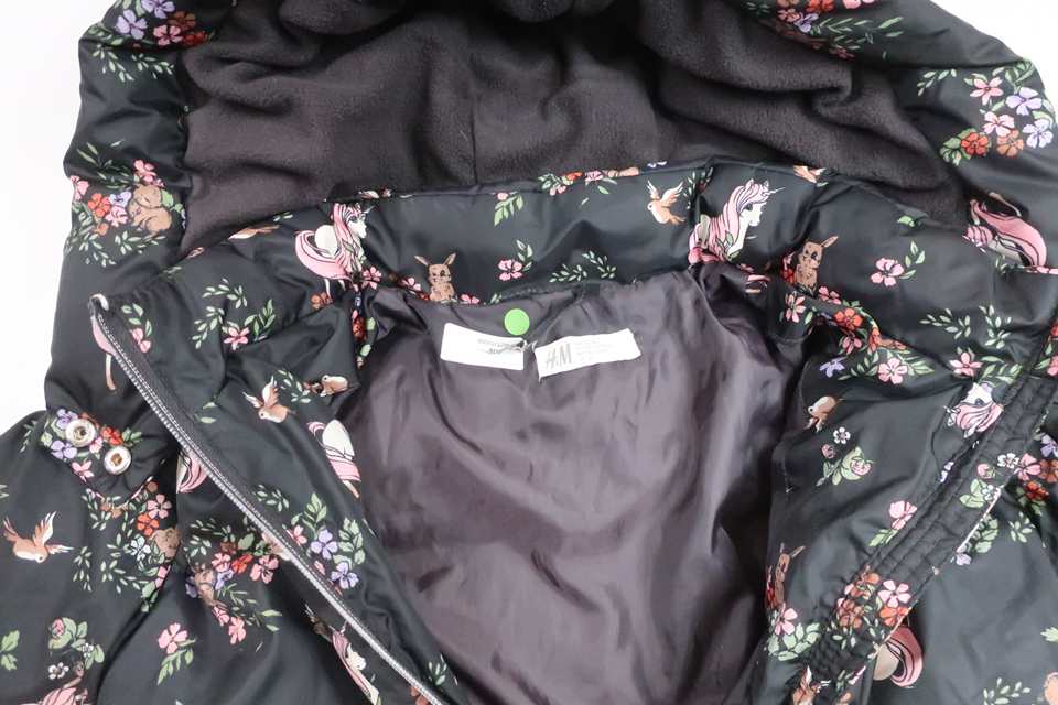 Vinterjakke fra H&M - Størrelse 128 - Sort