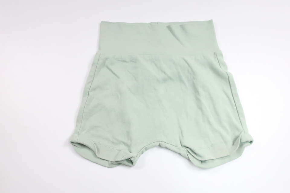 Shorts fra H&M - Størrelse 74 - Grøn