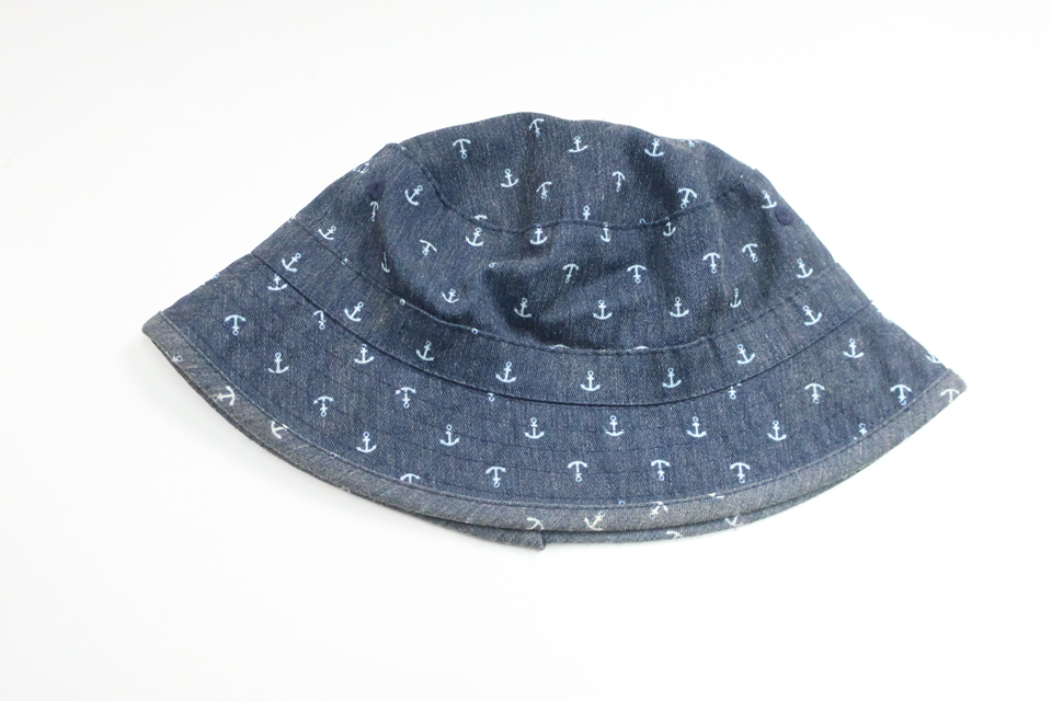 Solhat fra Ukendt - Størrelse 98/104 - Blå