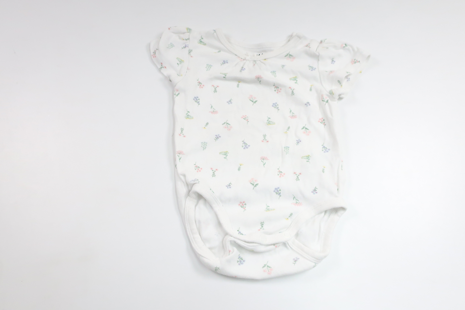 Blomsterbody fra H&M - Størrelse 68 - Hvid