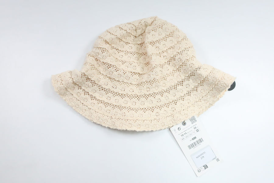 Solhat fra Zara - Størrelse 56 - Off-white