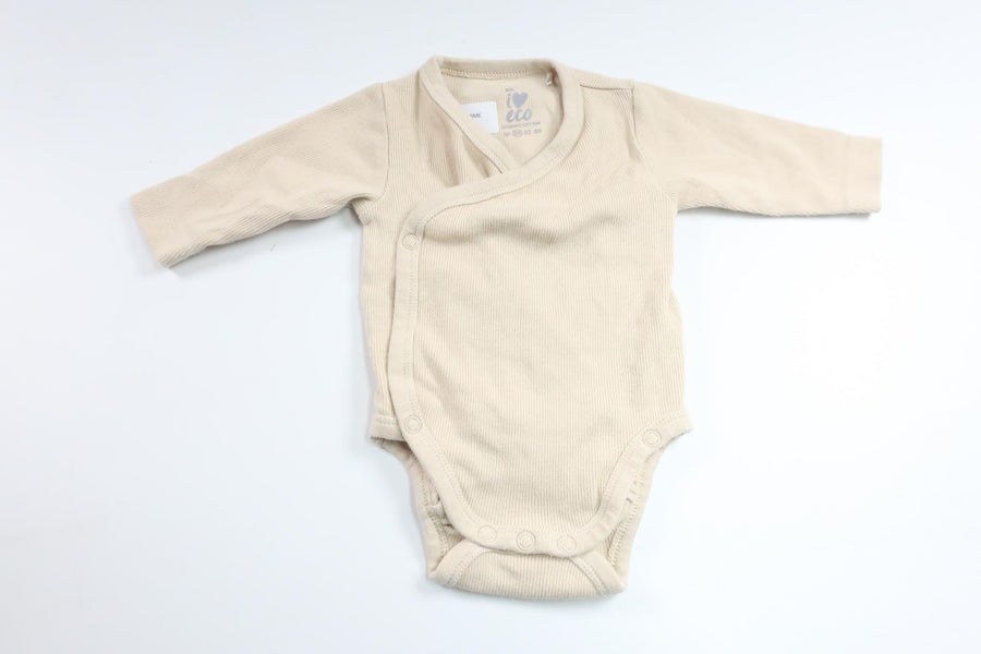 Ribbet bodysuit fra ICA I Love Eco - Størrelse 56 - Beige
