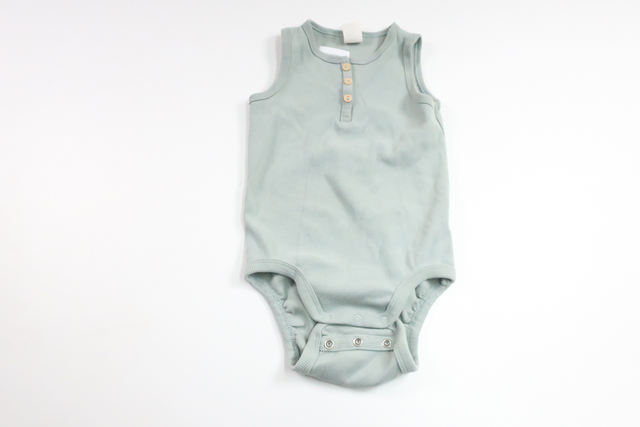Ribbet hørbody fra H&M - Størrelse 80 - Grøn