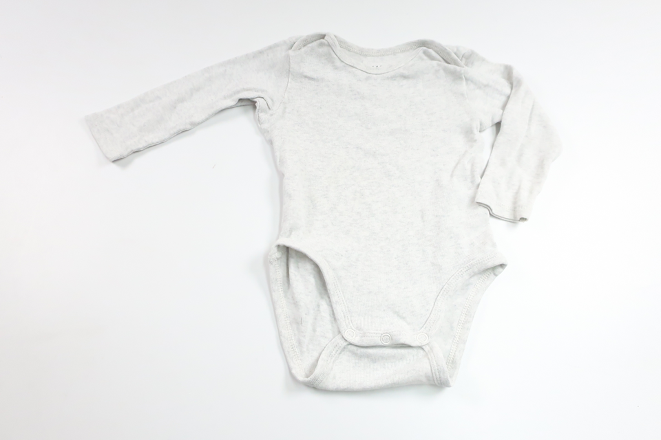 Bodysuit fra H&M - Størrelse 68 - Grå