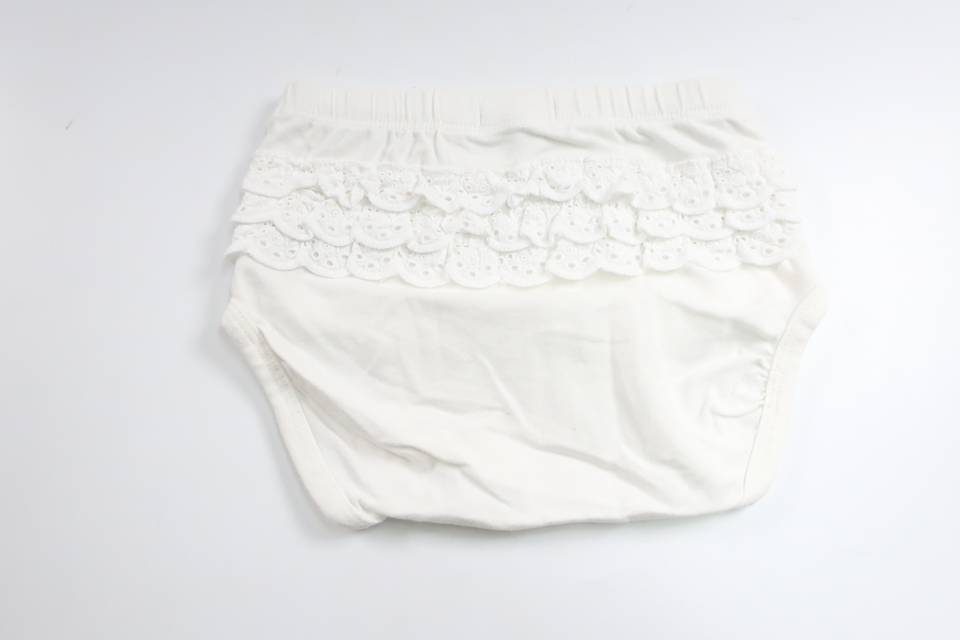 Ble pink med flæse fra Newbie - Størrelse 74/80 - Hvid