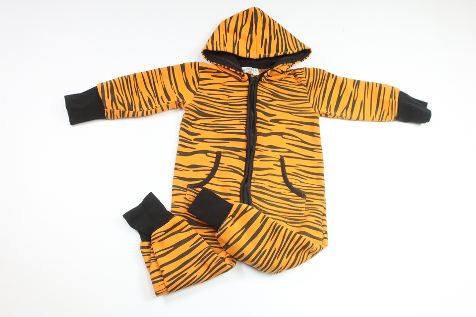 Tigermønstrede overalls fra Petter & Kajsa - Størrelse 80 - Orange