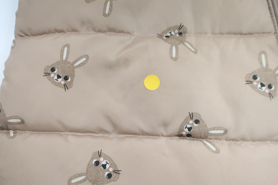 Overalls med kaniner fra Kappahl - Størrelse 80 - Beige