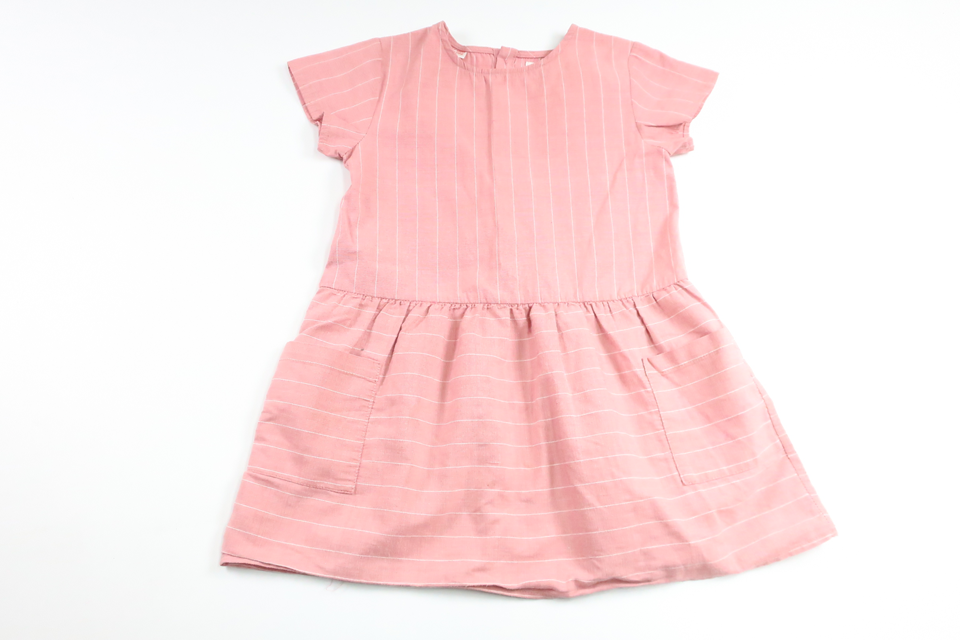 Kjole fra Mango Kids - Størrelse 104 - Lyserød