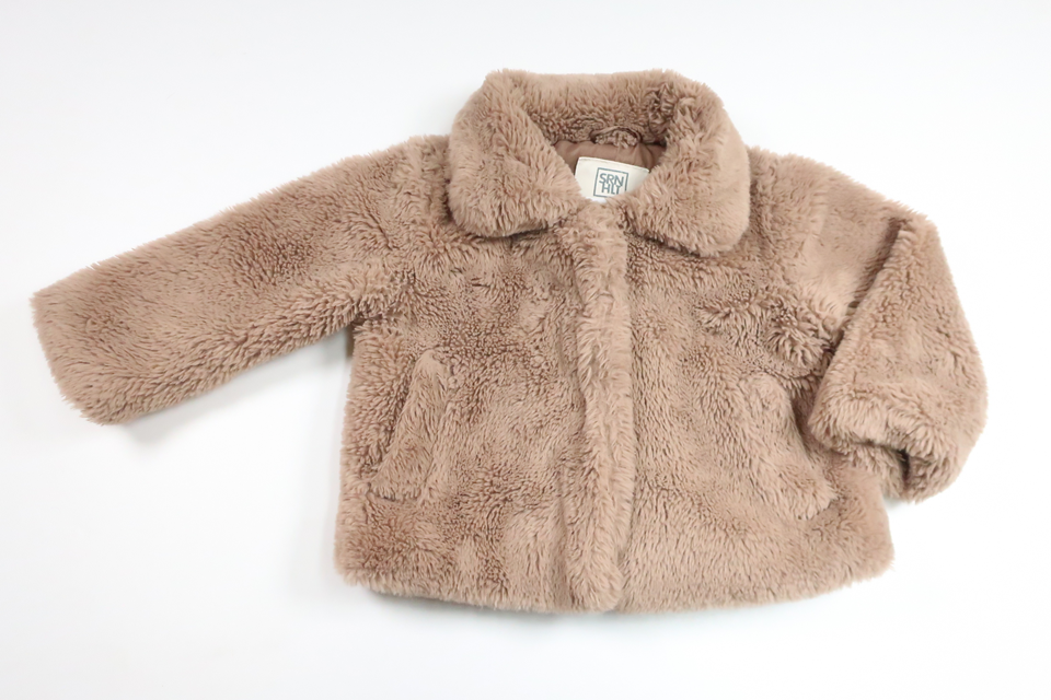 Jakke i imiteret pels fra SRNHLT - Størrelse 92 - Beige