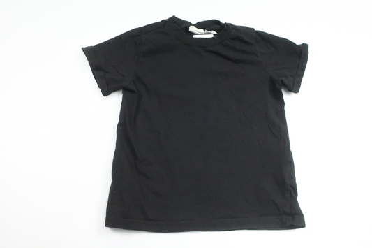 T-shirt fra Mini Gina Tricot - Størrelse 98/104 - Sort