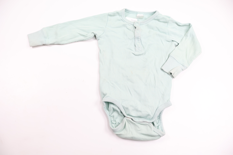 Ribbet bodysuit fra H&M - Størrelse 80 - Grøn