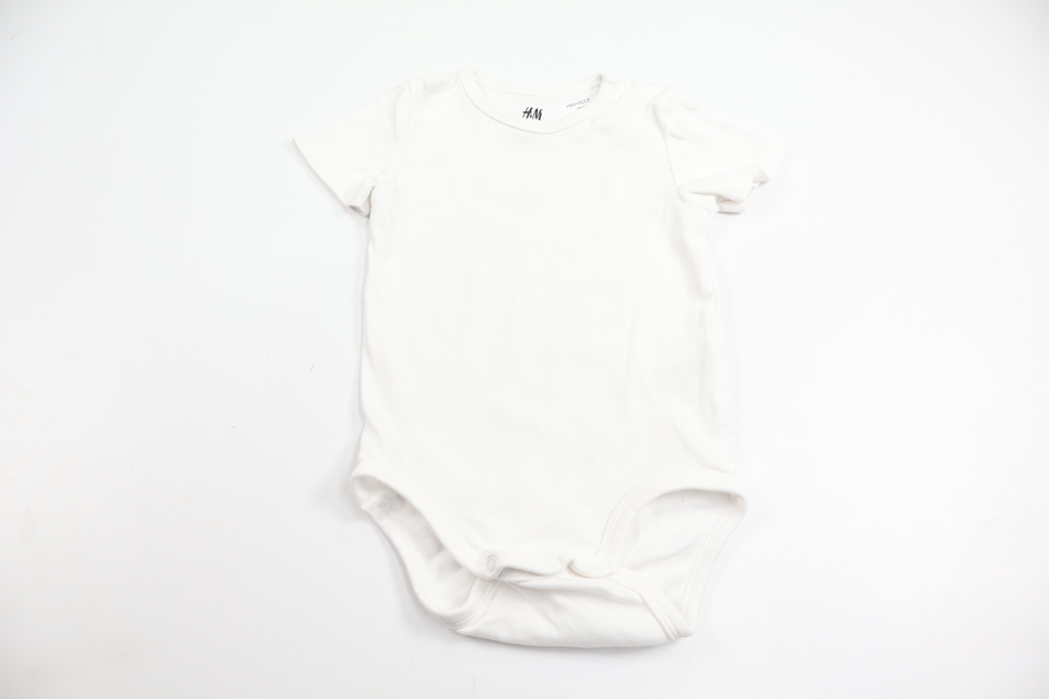 Bodysuit fra H&M - Størrelse 80 - Hvid
