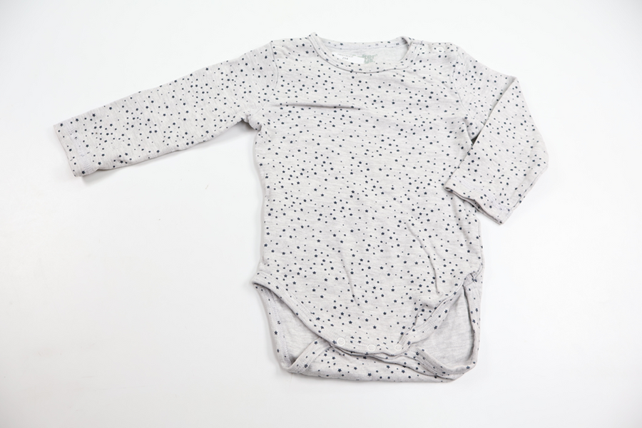 Body från Softer Days - Storlek 74/80 - Grå