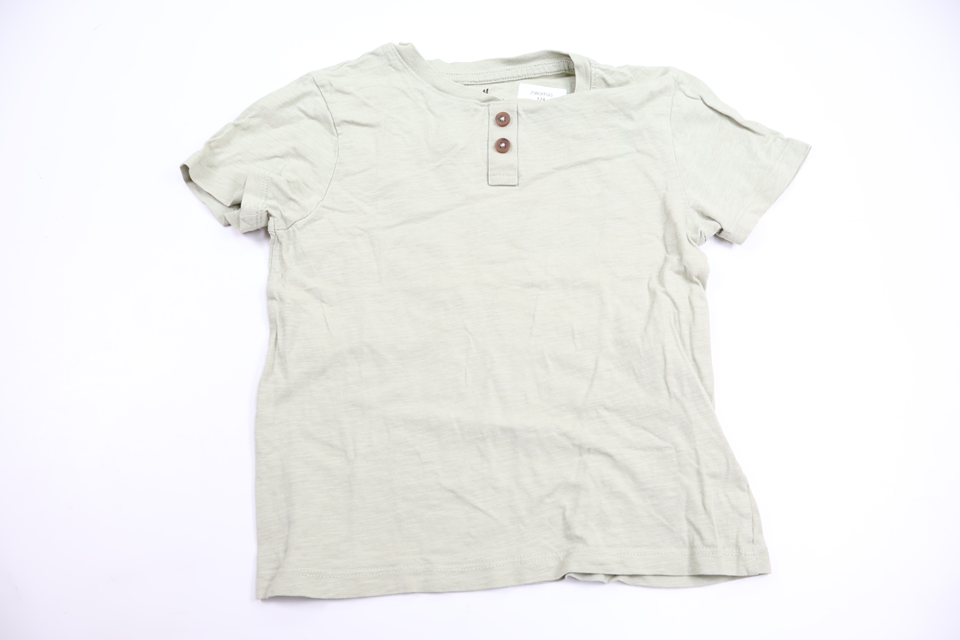 T-shirt fra H&M - Størrelse 110/116 - Grøn