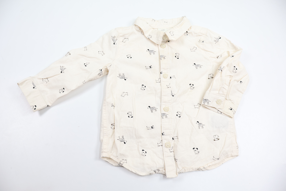 Skjorte med hunde fra H&M - Størrelse 80 - Råhvid