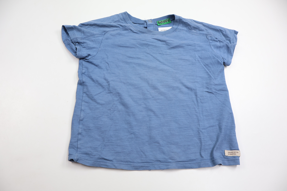 T-shirt från United Colors of Benetton - Storlek 104 - Blå