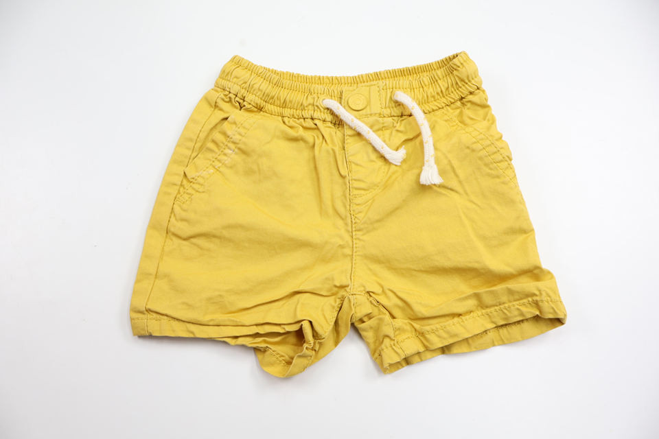 Shorts från Zara - Storlek 68 - Gul