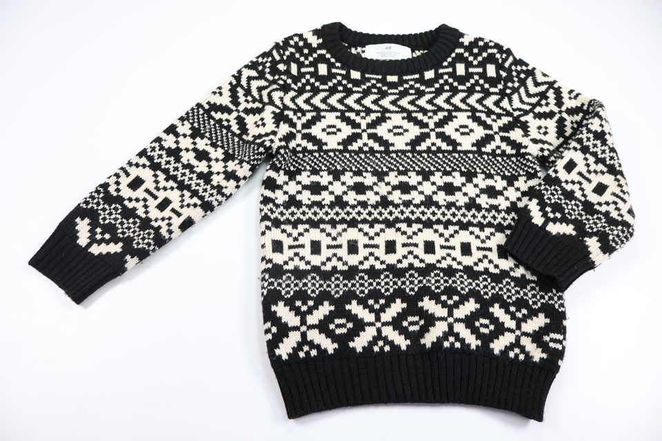 Striktrøje fra H&M - Størrelse 110/116 - Sort
