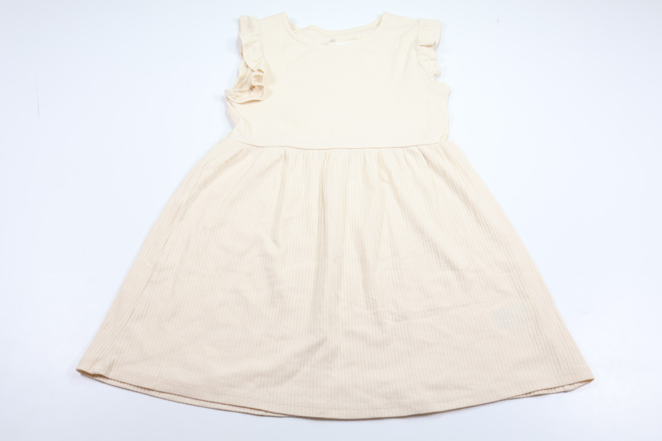 Ribbet kjole fra H&M - Størrelse 122/128 - Beige