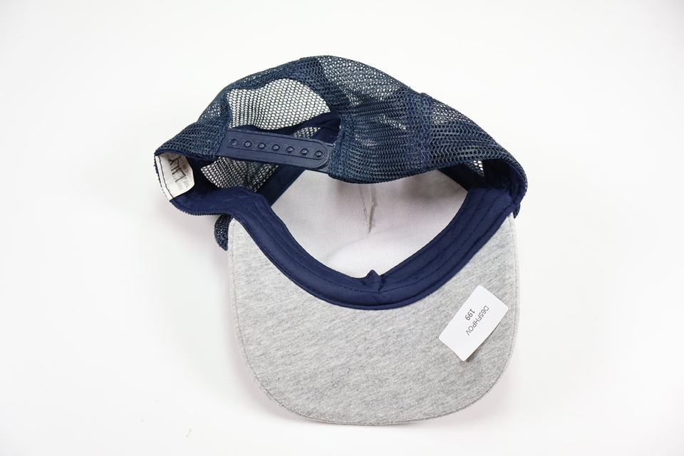 Kasket fra Ukendt - Størrelse 52/54 - Grå