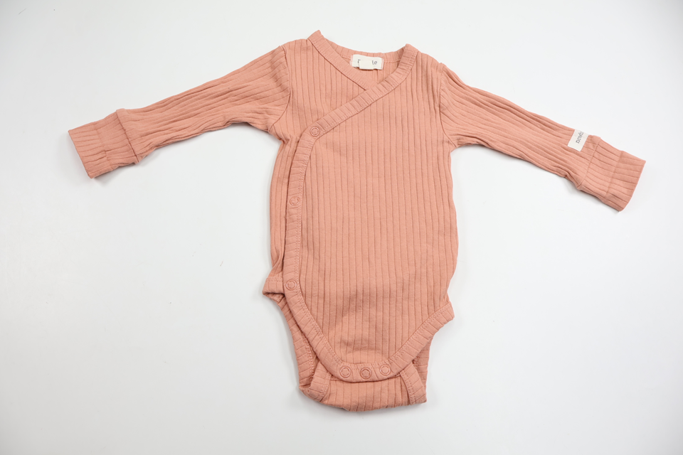Ribbad omlottbody från Newbie - Storlek 62 - Rosa