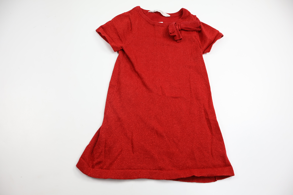 Glittrig klänning från H&M - Storlek 98/104 - Röd
