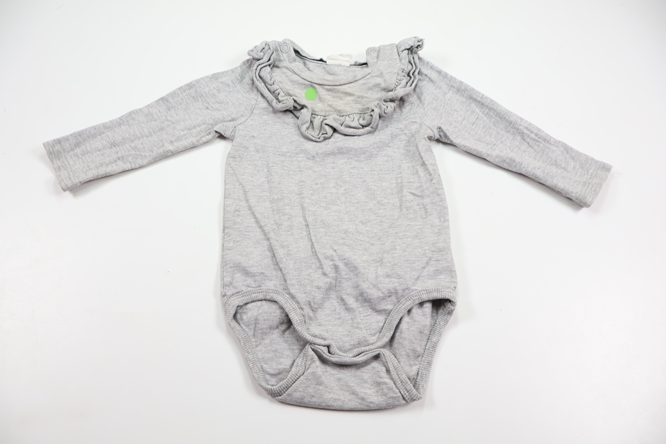Bodysuit fra H&M - Størrelse 68 - Grå