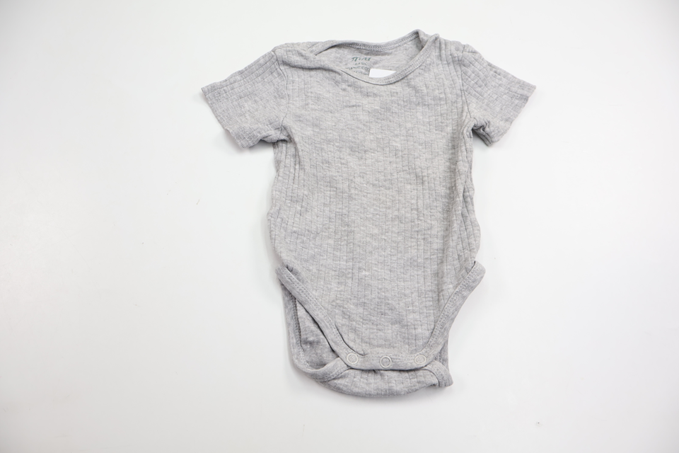 Body från H&M - Storlek 62 - Grå