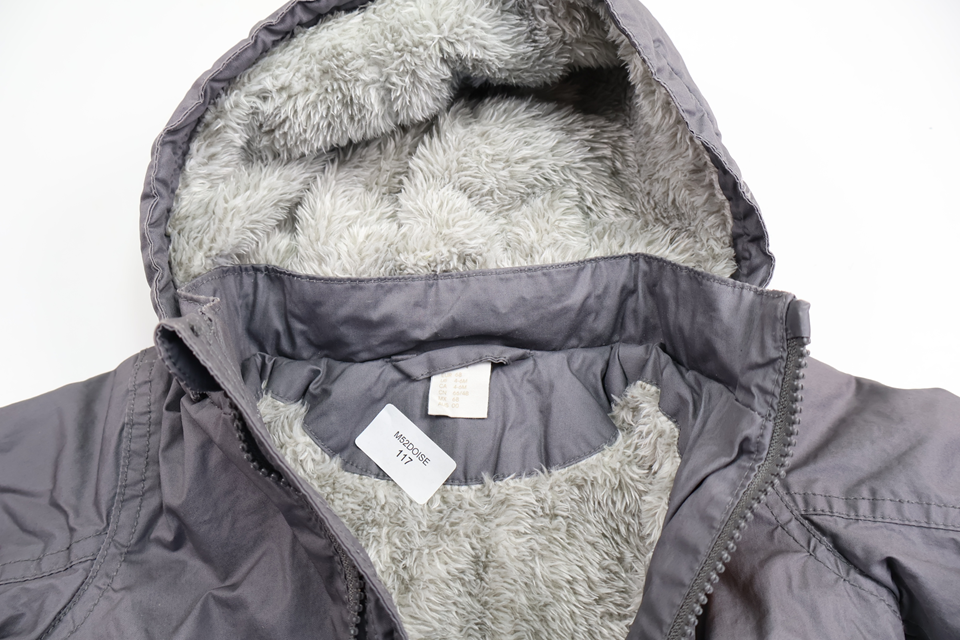 Fleeceforet jakke fra H&M - Størrelse 68 - Grå