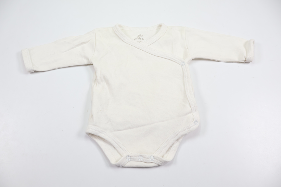 Wrap-body fra Basic U - Størrelse 50 - Hvid