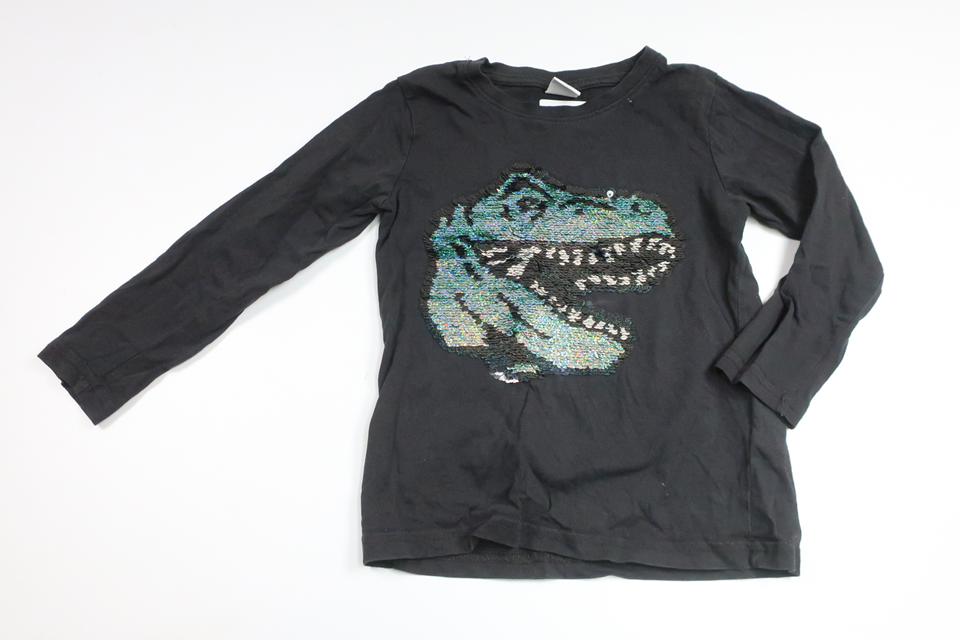 Sweater med vendbare pailletter fra Lindex - Størrelse 104 - Sort