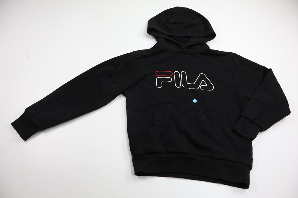 Huvtröja från Fila - Storlek 134/140 - Svart