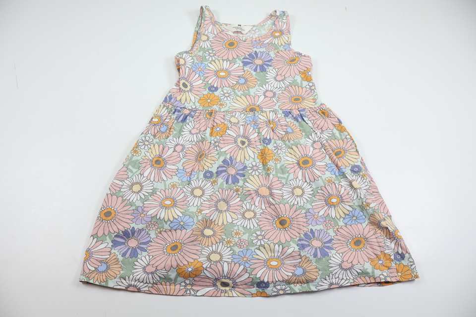 Blomsterkjole fra H&M - Størrelse 122/128 - Multifarvet