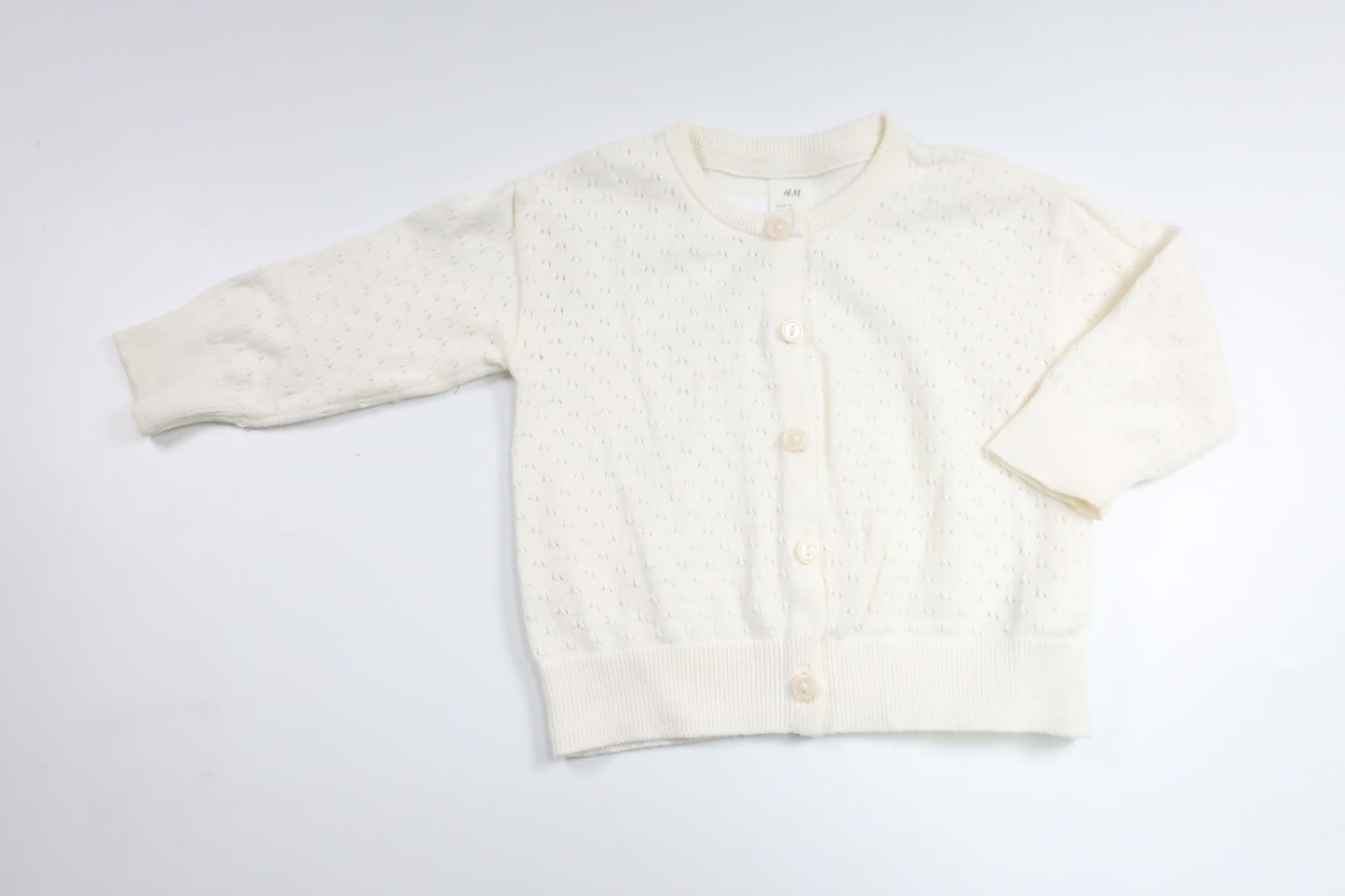 Strikket cardigan fra H&M - Størrelse 74 - Off-white