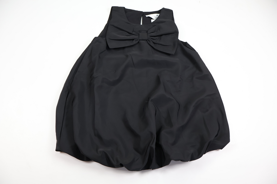 Kjole fra H&M - Størrelse 110 - Sort