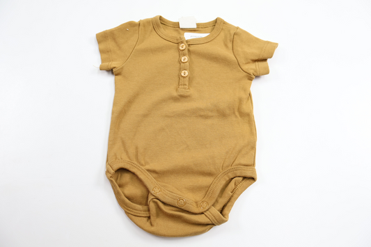 Body fra H&M - Størrelse 50 - Gul