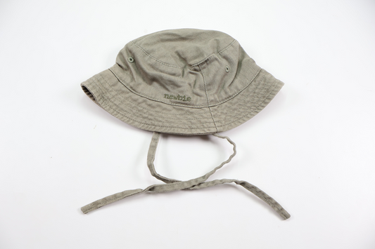 Solhat fra Newbie - Størrelse 40/42 - Beige