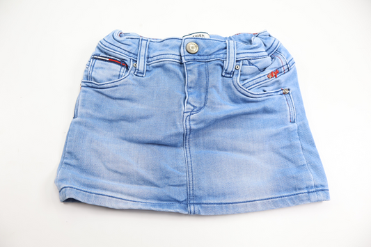 Kjol från Tommy Hilfiger - Storlek 104 - Denim