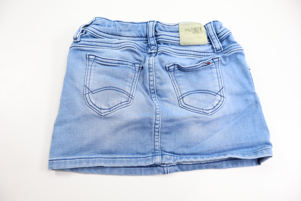 Kjole fra Tommy Hilfiger - Størrelse 104 - Denim