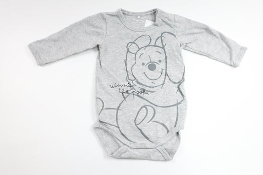 Bodysuit med Peter Plys fra Name It - Størrelse 62 - Grå