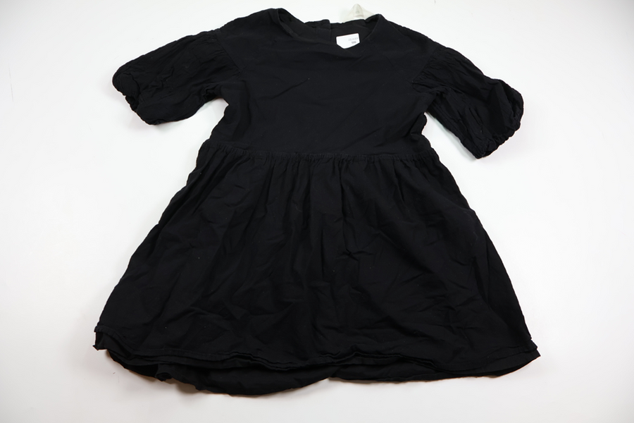 Kjole fra H&M - Størrelse 128 - Sort