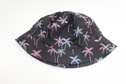 Solhat fra H&M - Størrelse 92/104 - Sort