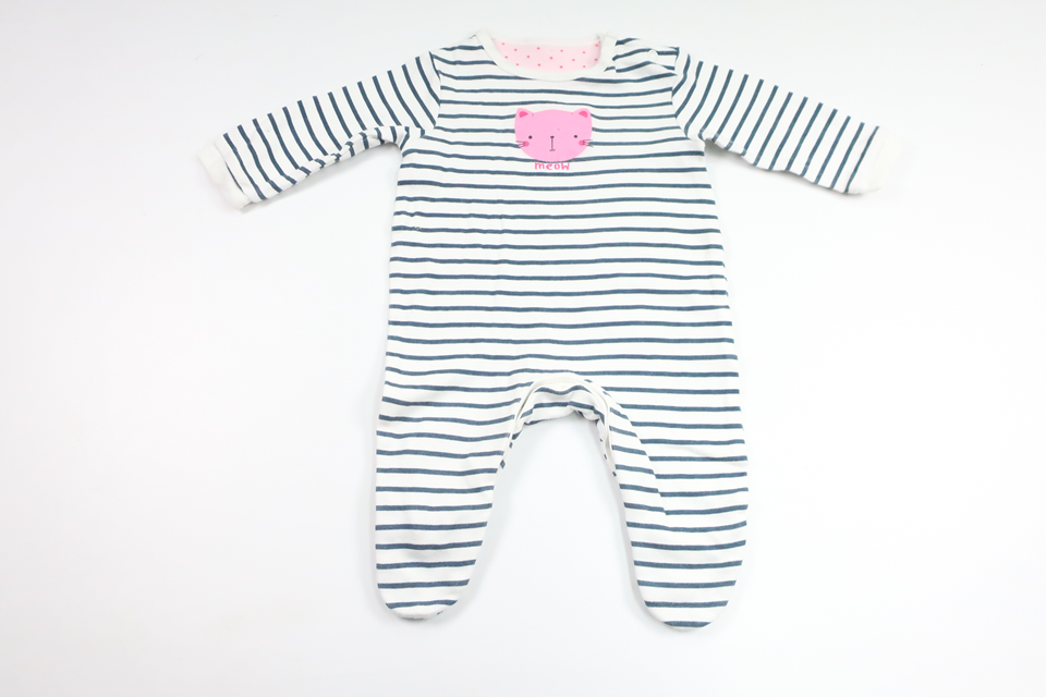 Pyjamas fra Waitrose - Størrelse 56 - Hvid