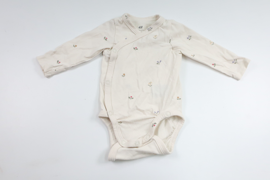 Wrap-body fra H&M - Størrelse 56 - Hvid