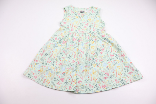 Blomstret kjole fra My Wear Young - Størrelse 98/104 - Grøn