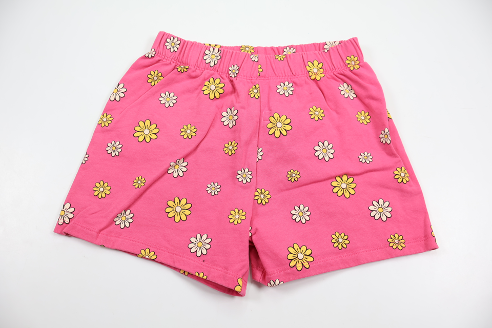 Blomstrede shorts fra LC Waikiki - Størrelse 116/122 - Rosa
