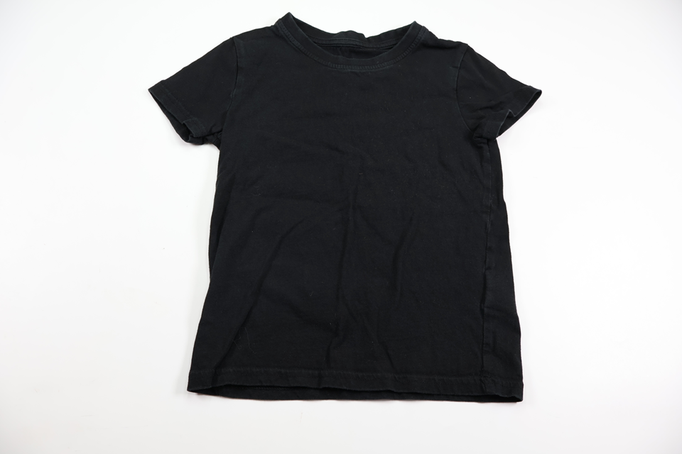 T-shirt fra Basic U - Størrelse 98/104 - Sort